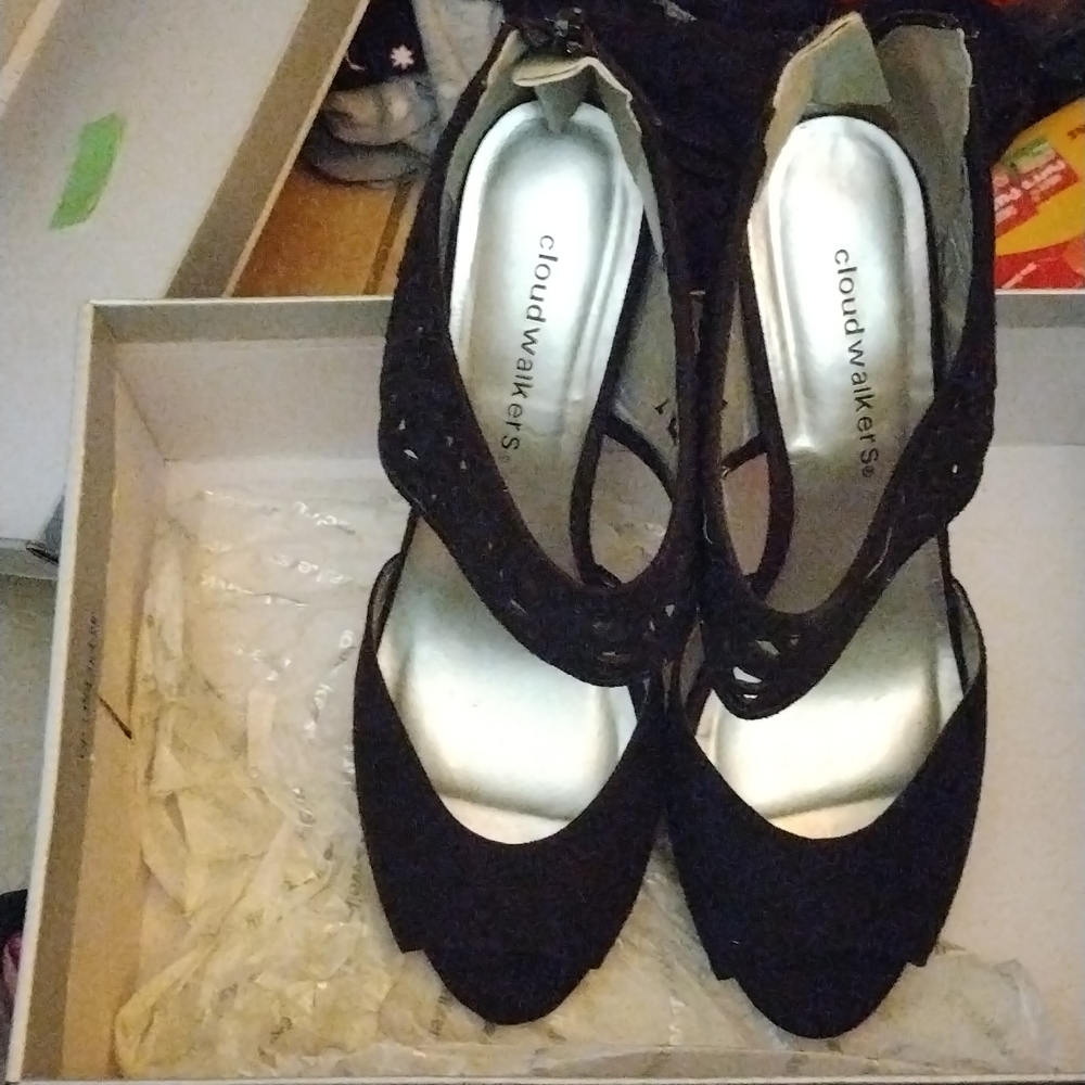 Black sandal heels